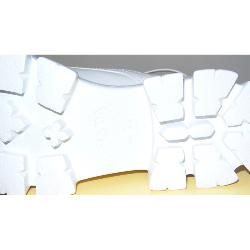 PRADA MONOLITH WHITE LEATHER BIKER BOOTS - Picture 10 of 12